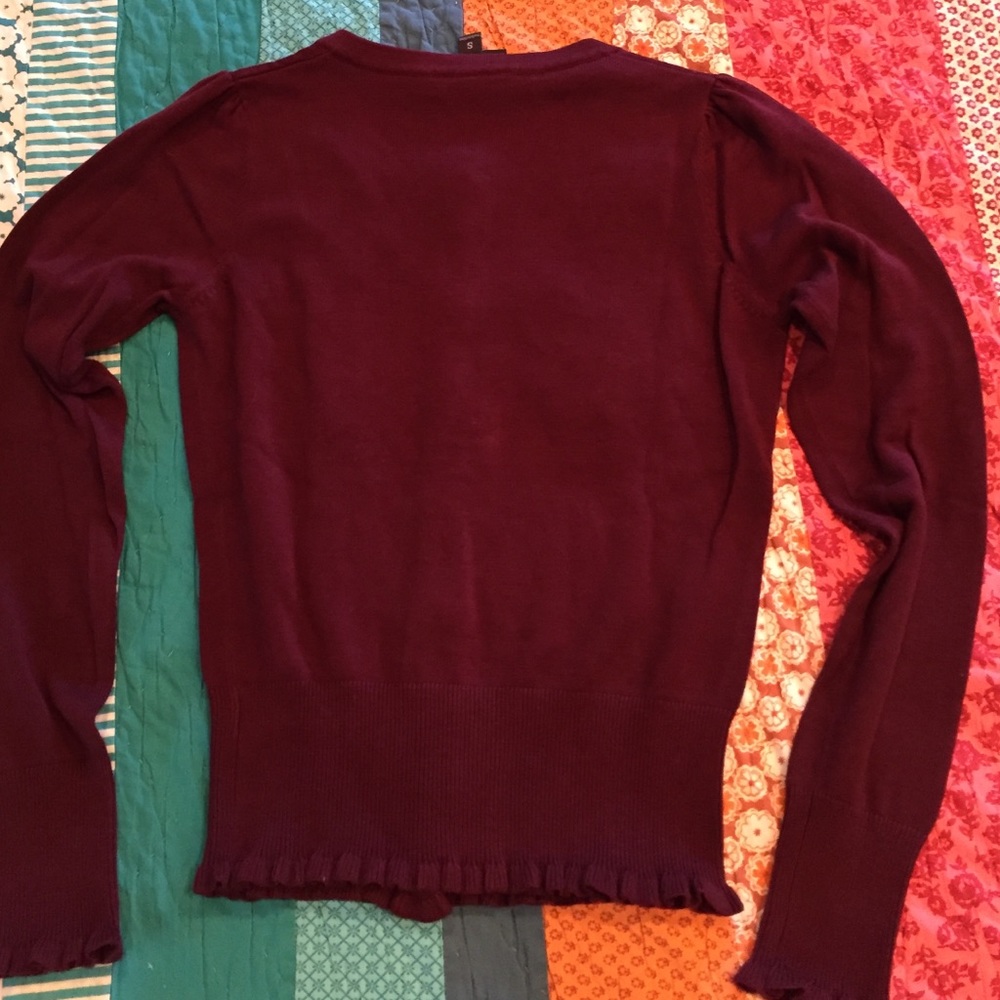 Knitted Dove Cardi sz S EUC embroidery - Picture 4 of 4